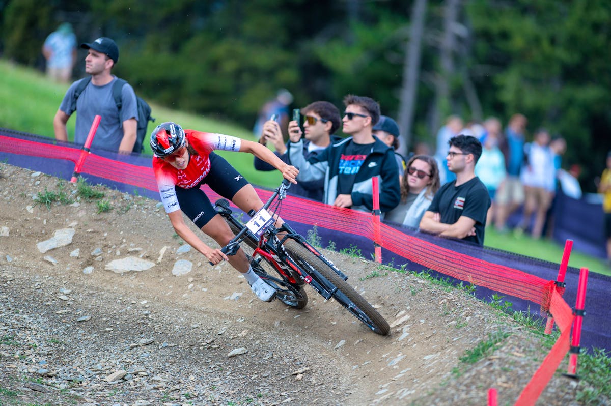 Ale Keller et les Vététistes Suisses en Quête de Victoires lors des Mondiaux de VTT à Zermatt