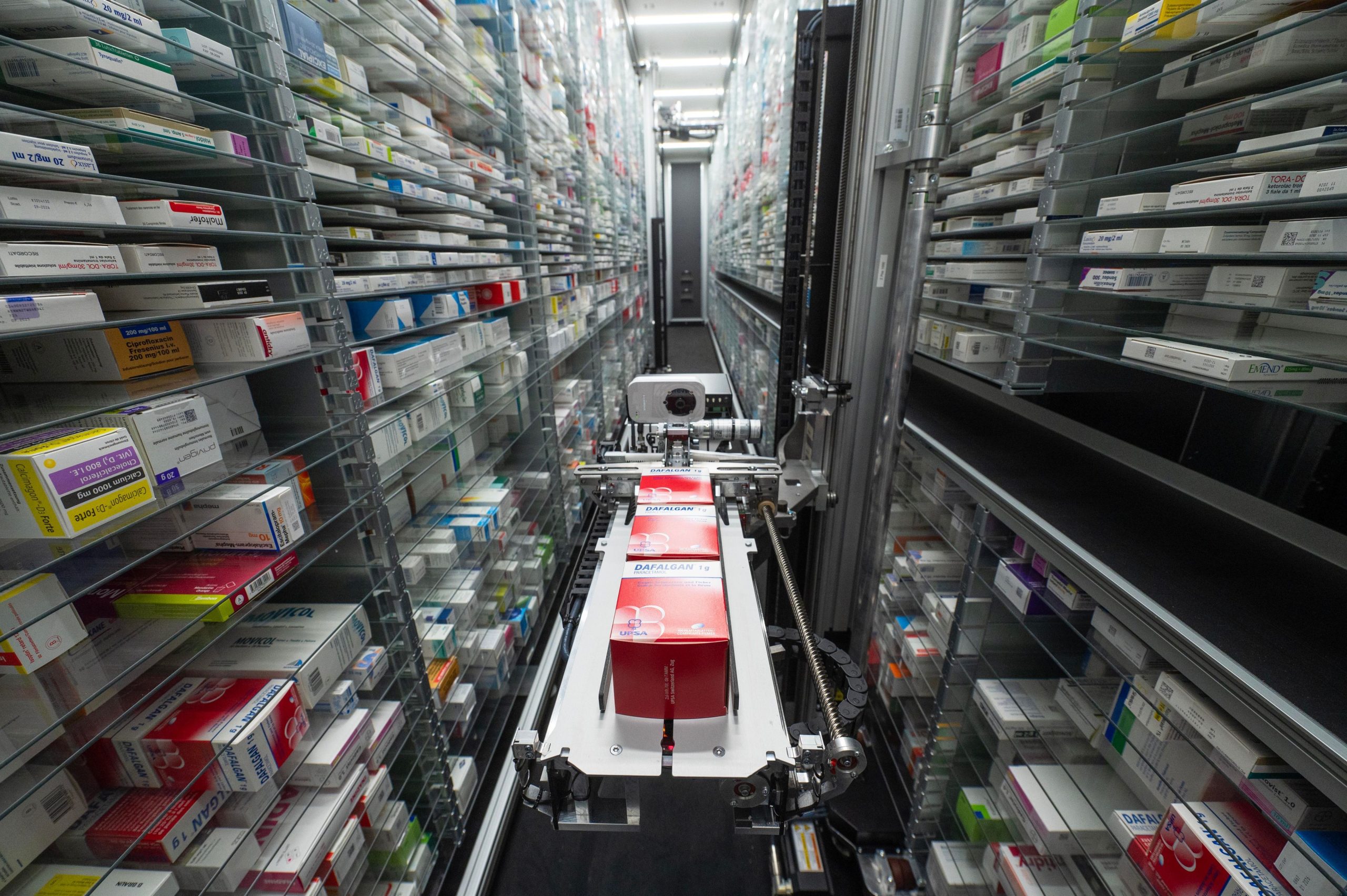 Trump vise des licenciements massifs pendant le shutdown, mais une juge s’y oppose