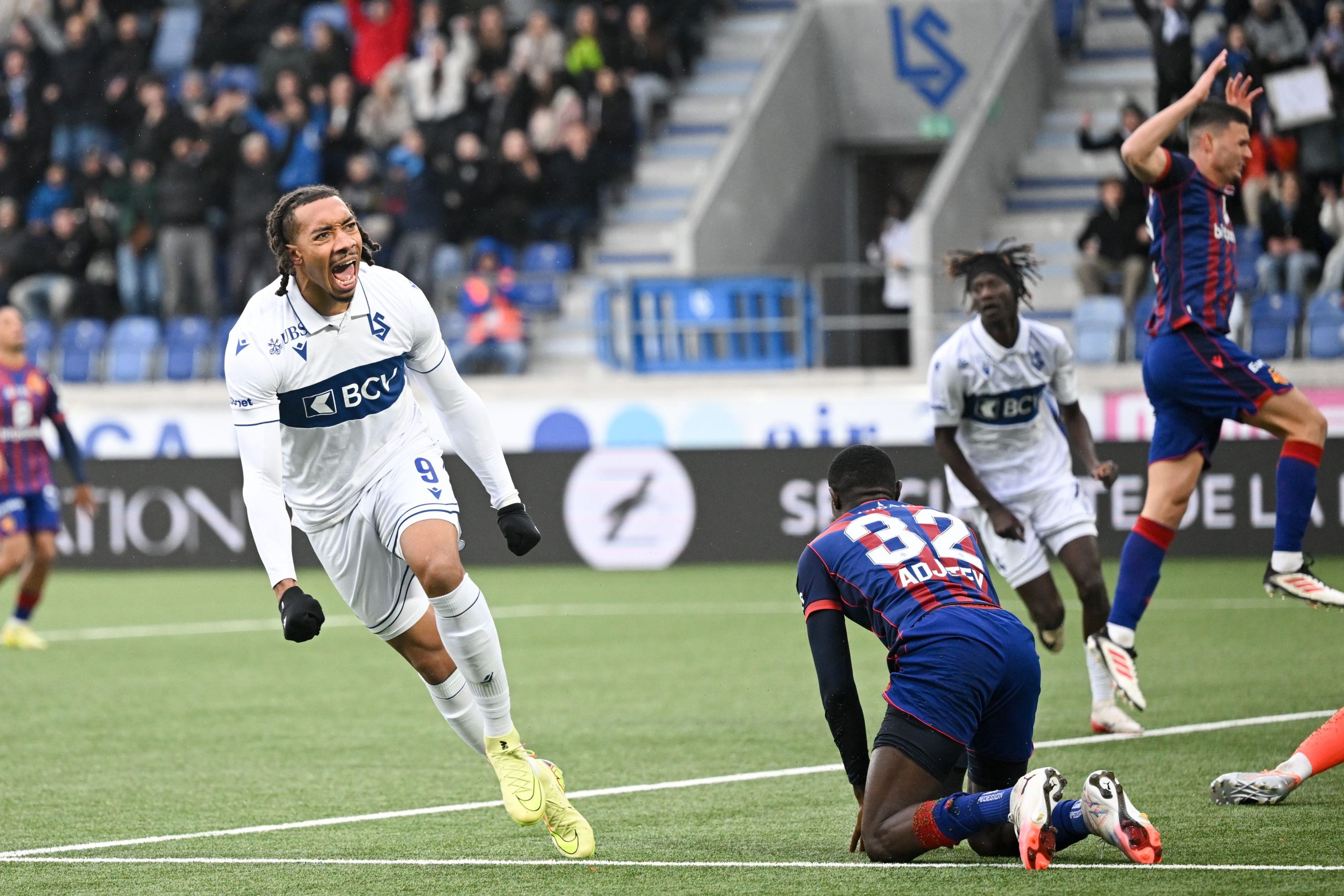 Lausanne-Sport s’impose 5-1 contre le FC Bâle en Super League : résumé et contexte