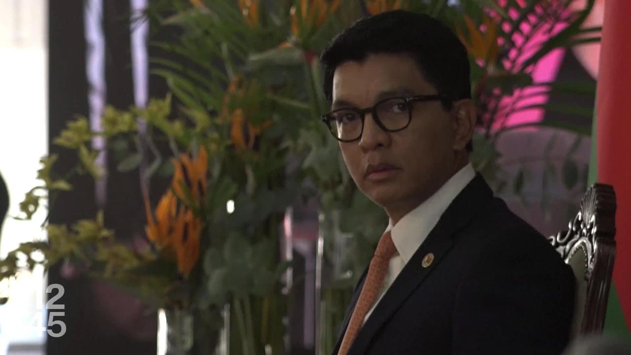 Madagascar : une unité militaire ralliée aux manifestations affirme vouloir prendre le pouvoir après la destitution du président