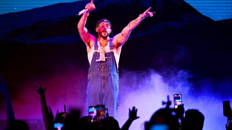 Bad Bunny: après le show, la prison pour migrants illégaux?