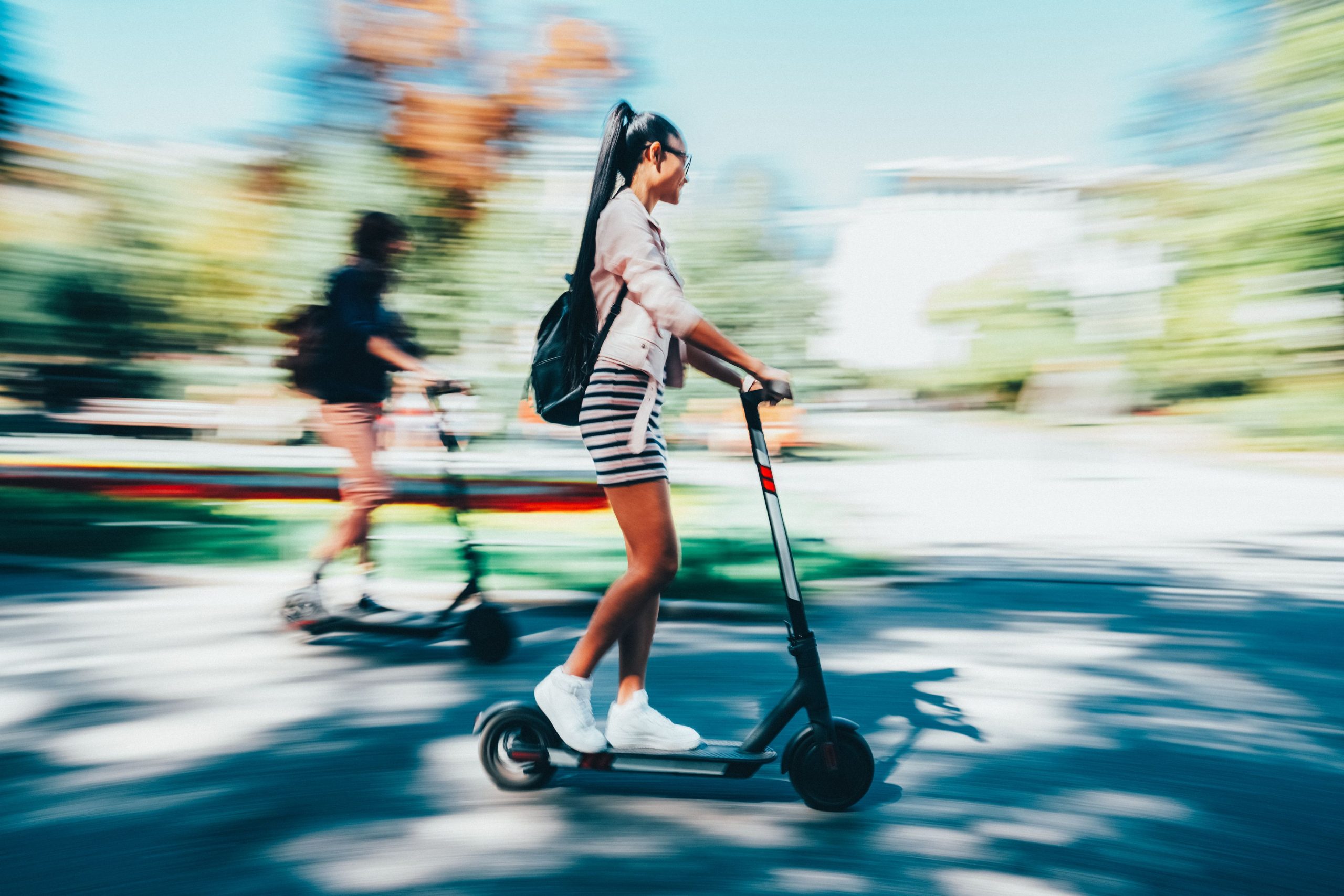 Des voix de gauche dénoncent le retour de projets autoroutiers malgré le vote populaire de 2024