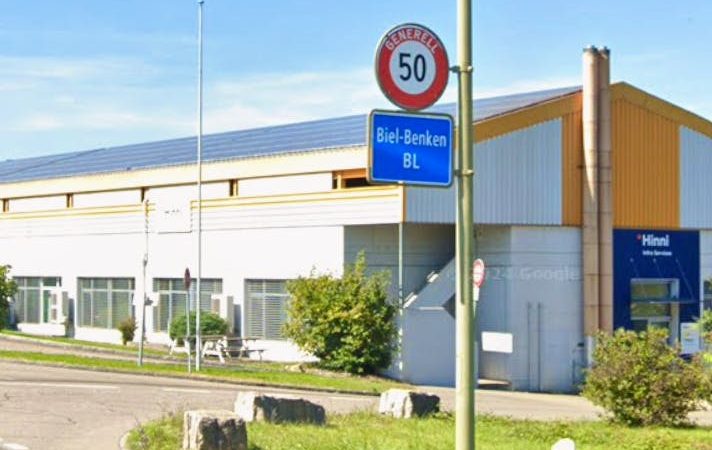 Dépassement à 190 km/h à Aesch et fuite vers la France après une tentative au bancomat