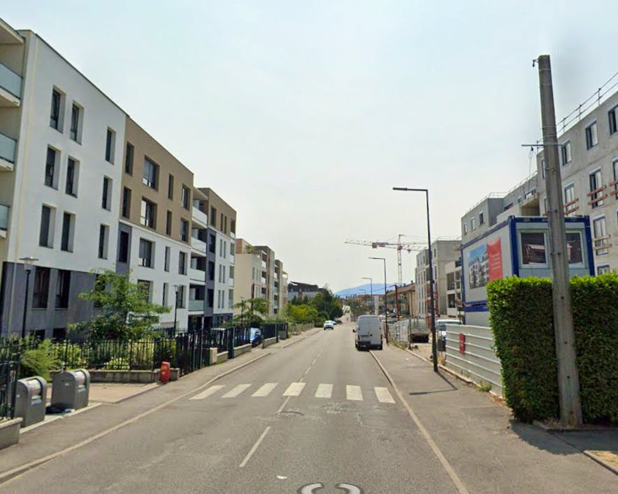 Accident à Ferney : une conductrice suisse impliquée et placée en garde à vue